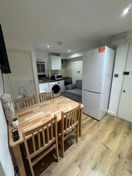 Cozy Apartment - 5 Min From Camden Market Hw7 لندن المظهر الخارجي الصورة